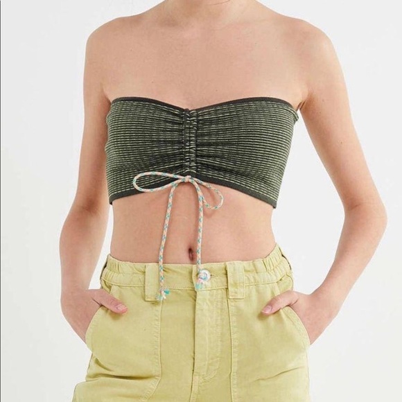 Knitted cropped top from Urban Outfitters brand new with tags - Picture 1 of 3